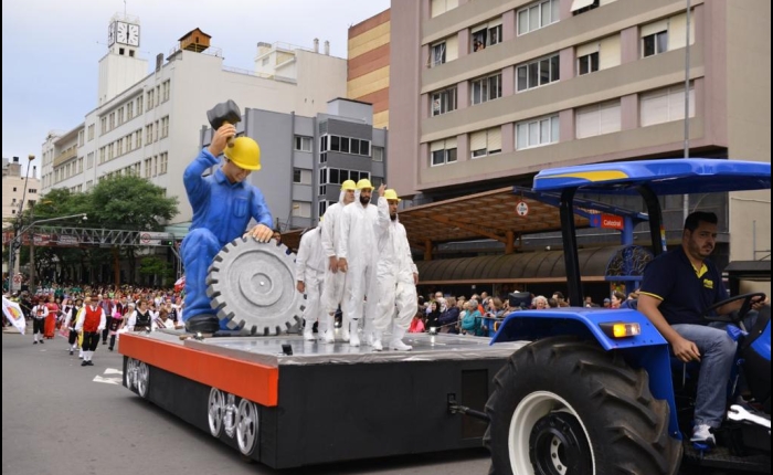 Diretoria de Cultura convida empresas e profissionais da saúde para compor Desfile Cênico Musical